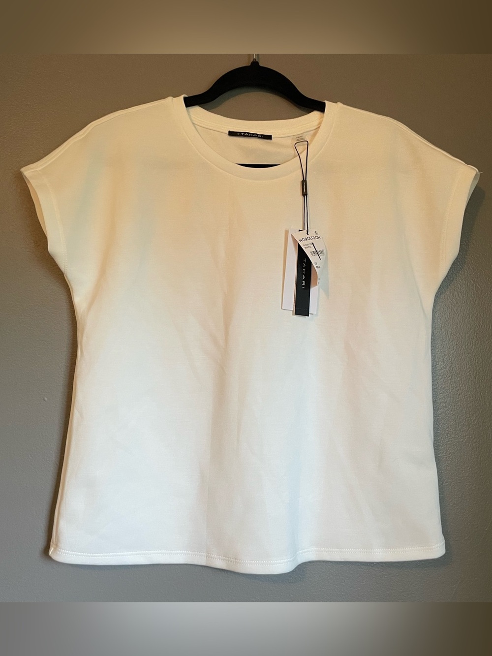 NWT Tahari Sz XS Women’s Modal White Sleeveless Crew Blouse Shirt Top Ret $58!
